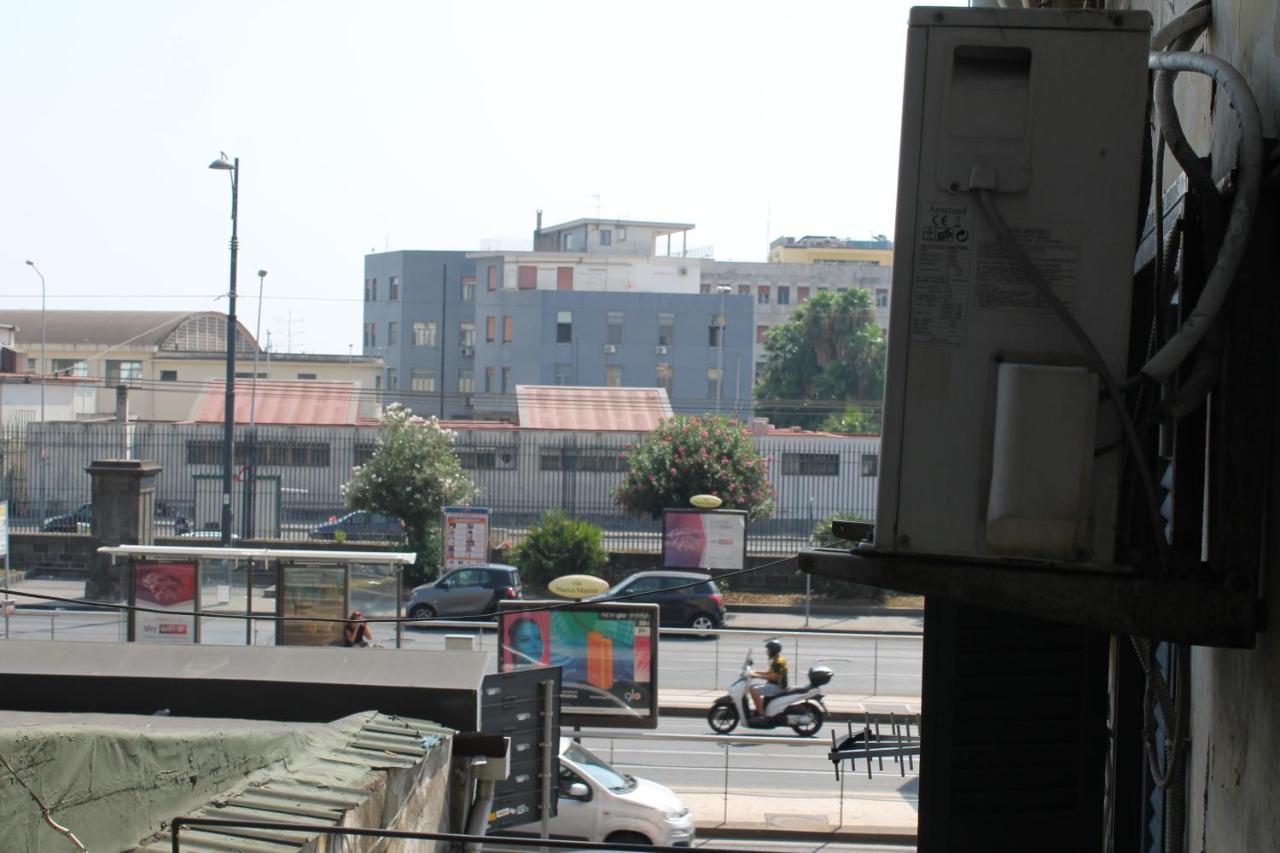 riccia, frolla e babbà Apartamento Nápoles Exterior foto