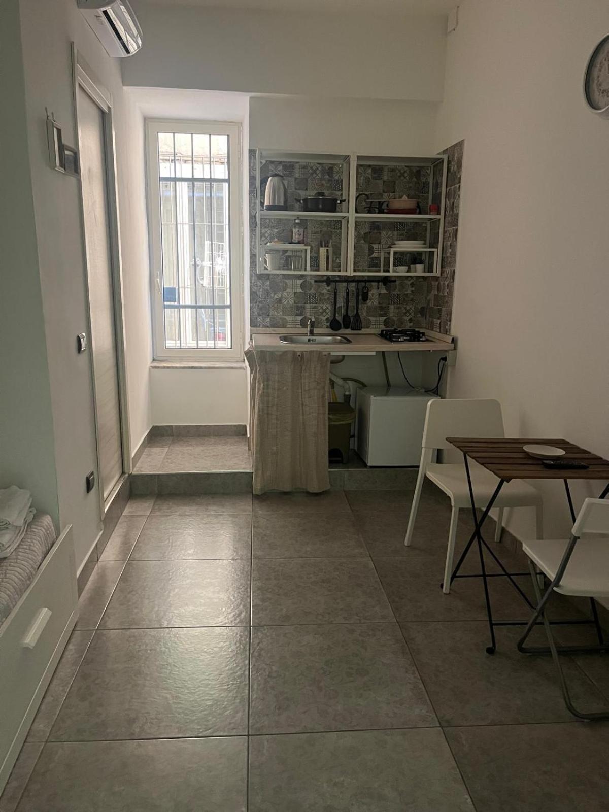 riccia, frolla e babbà Apartamento Nápoles Exterior foto